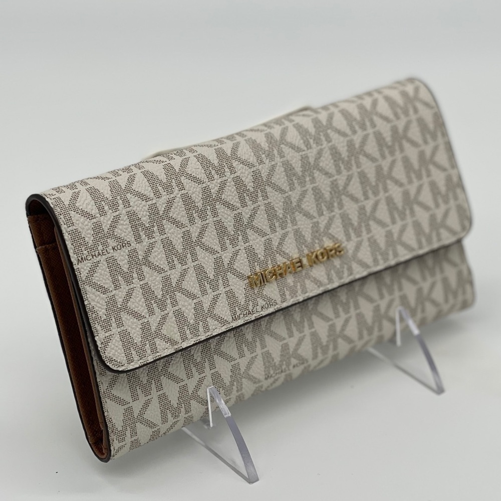 Michael Kors JST LG Trifold Vanilla Wallet